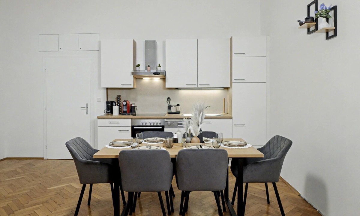 Graz City Centre Apartment | 2-bedroom apartment in center of Graz
