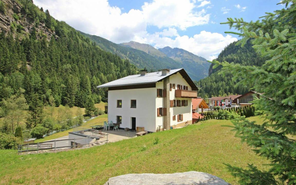 Sankt Leonhard im Pitztal Other | 300 m² Accommodation ∙ 10 bedrooms ∙ 22 guests