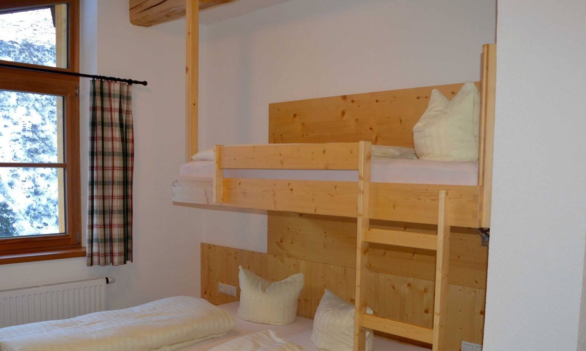 Mandarfen Cabin | 5-bed room - Pitztal ski hut