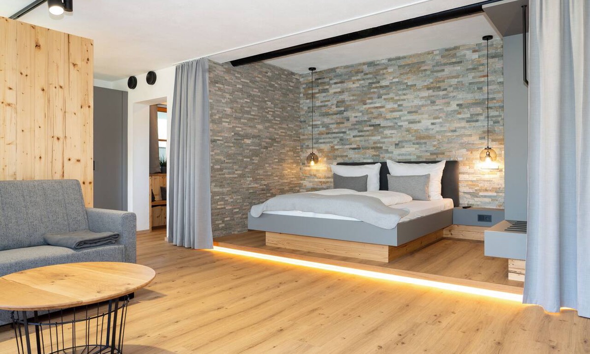 Bischofshofen Apartment | A beautiful apartment with its own terrace at Oberwinklgut.