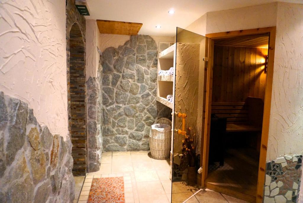 See Hotel | Ad Laca