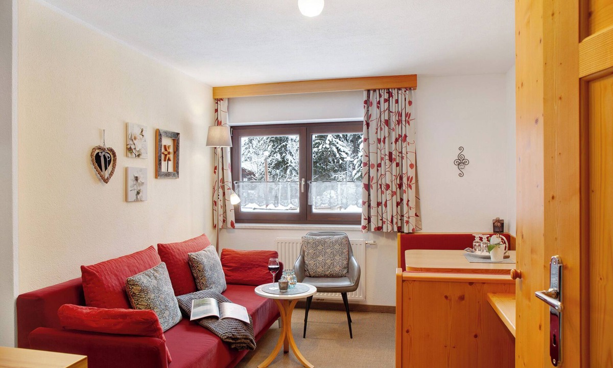 Weidach Apartment | Apartment "Arnika" with Mountain View, Shared Garden & Wi-Fi