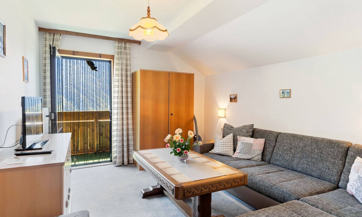 Oetz Apartment | Apartment in Ötz near Hochoetz Ski Area