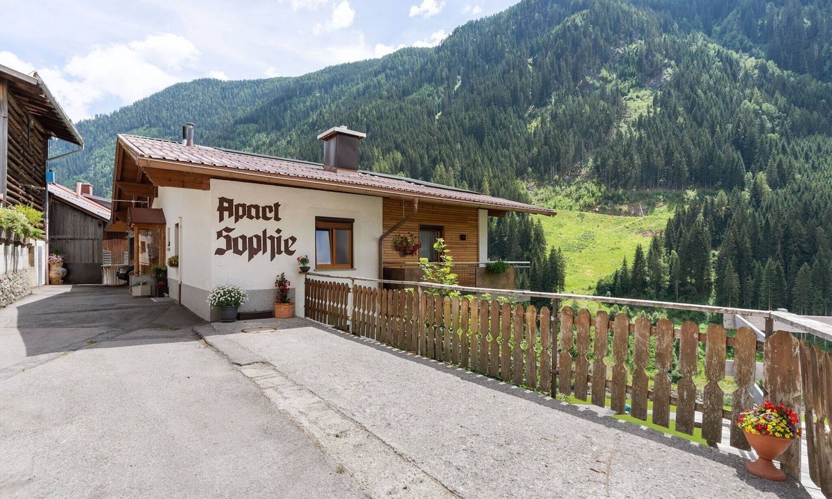 Kappl Apartment | Apartment in Kappl near Ski Slopes