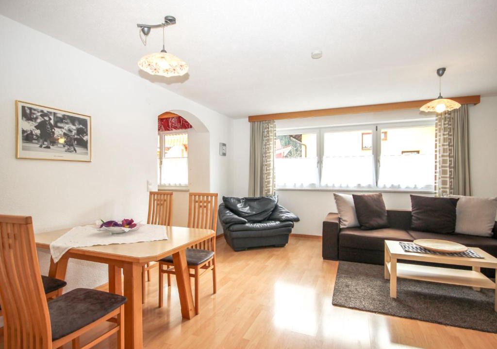 Flirsch Apartment | Apartment Michaela