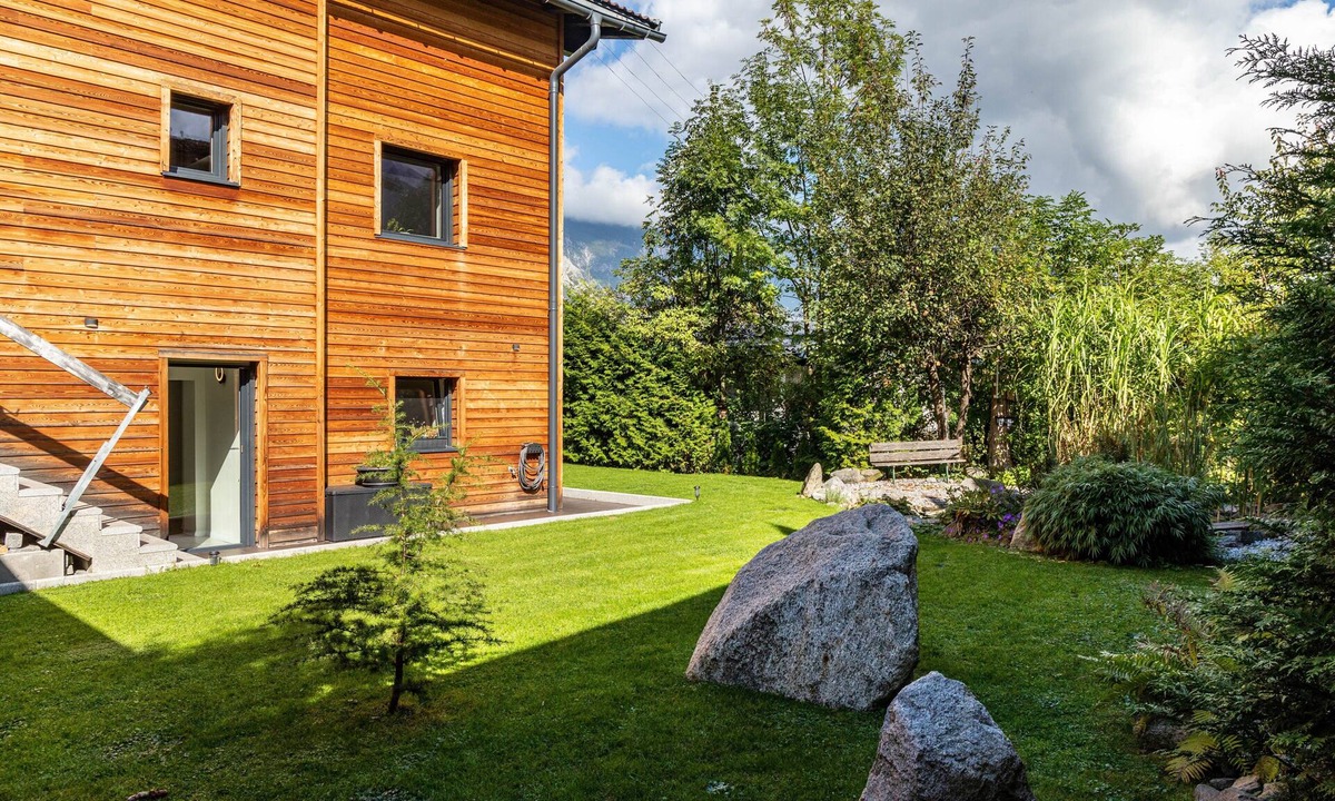 Sautens Apartment | Apartment 'Nicolle' with Mountain View, Private Terrace and Wi-Fi