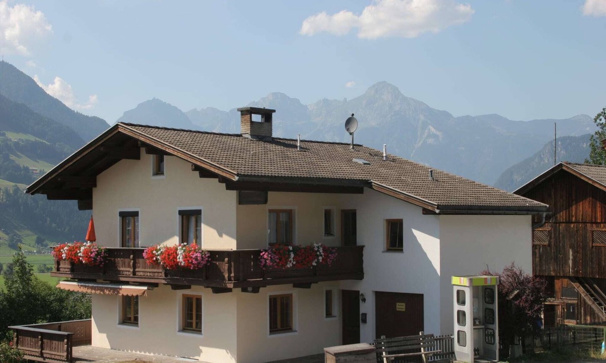 Hart im Zillertal Apartment | Apartment with balcony in Hart im Zillertaler