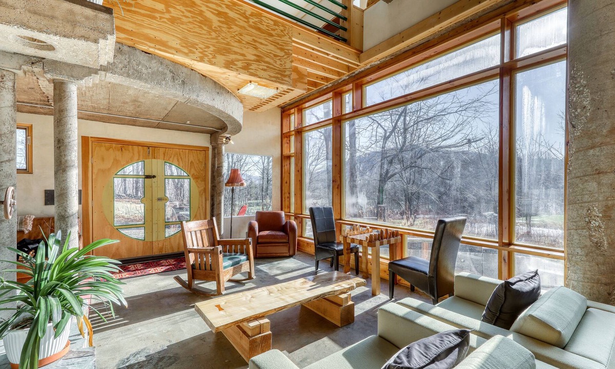 Mad River Valley House | Architectural escape with ample gathering areas & views - near skiing & hiking