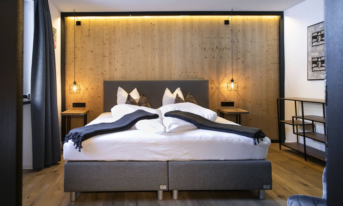 Flirsch Hotel | Basur - das Schihotel am Arlberg