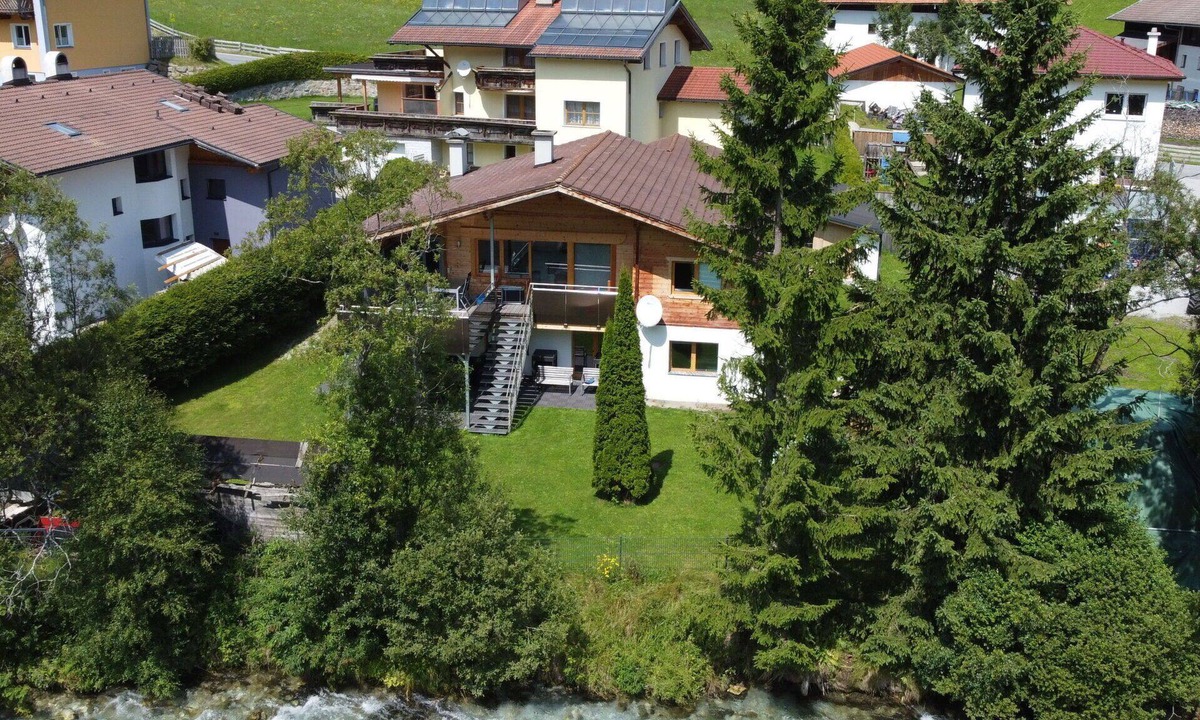 Obernberg am Brenner Apartment | Beautiful apartment for 4 guests with WIFI, TV and terrace
