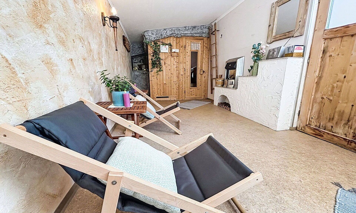 Dalaas Villa | Beautiful private villa for 10 guests with WIFI, TV and terrace