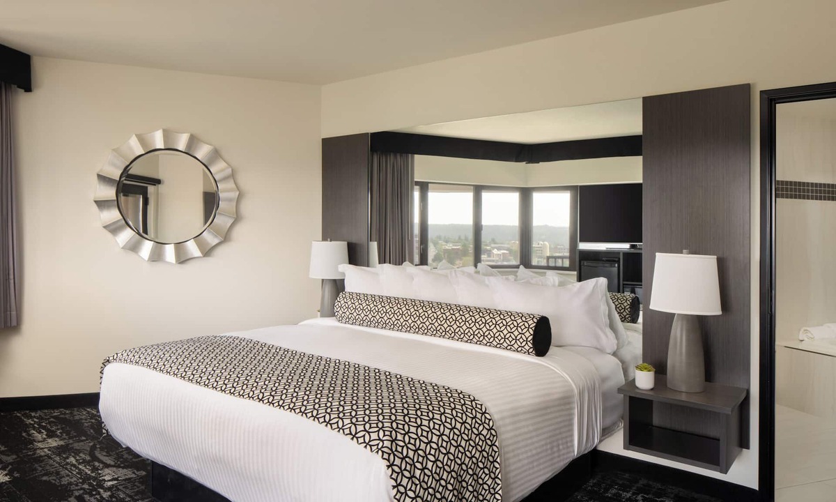 Riverside Hotel | Centennial Hotel Spokane