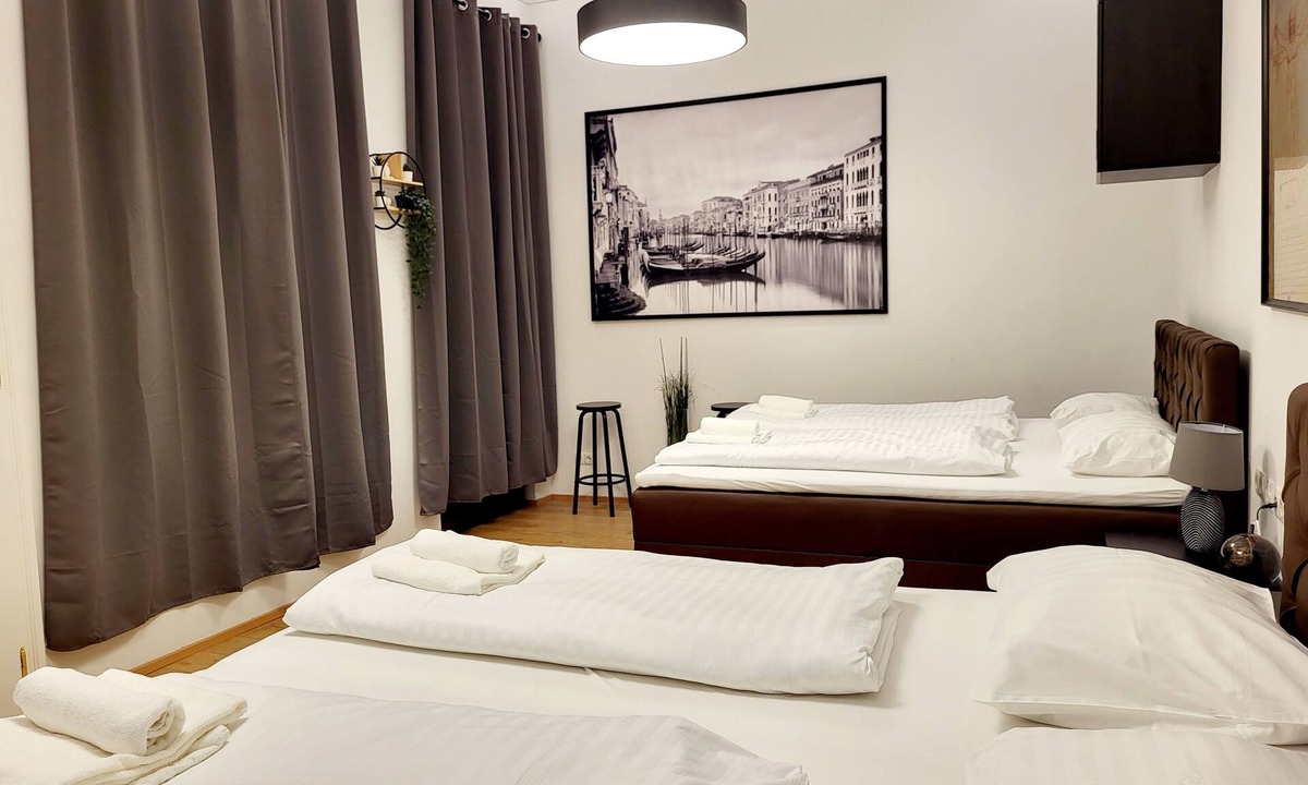 Innere Stadt Apartment | Centrally located apartment in the heart of Vienna.