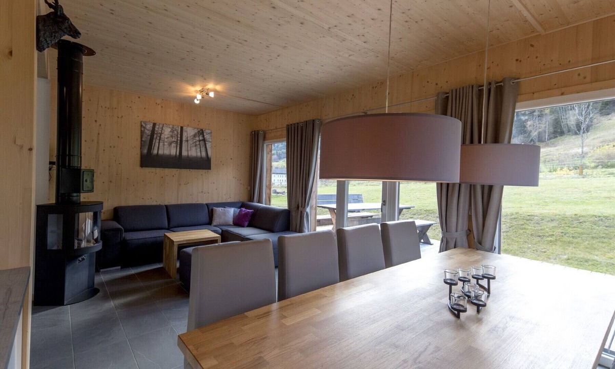 Sankt Georgen ob Murau Ski Chalet | Chalet # 25b with 4 Bedrooms, IR sauna & whirlpool