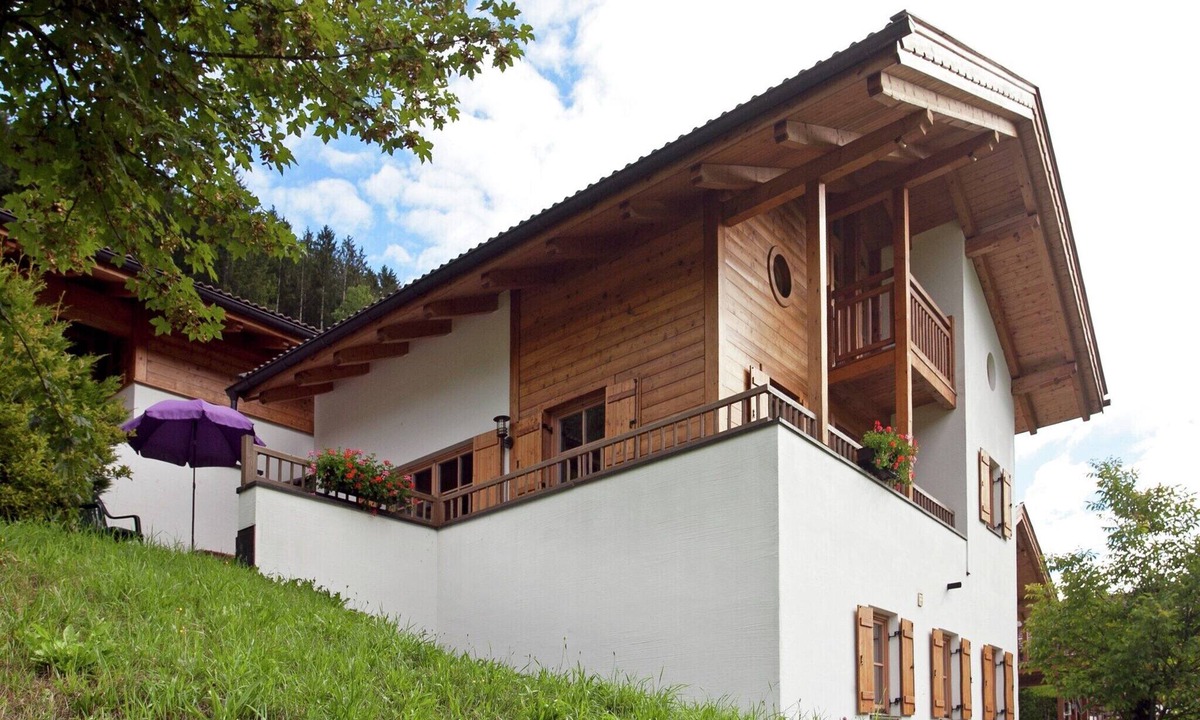 Wald im Pinzgau Ski Chalet | Chalet in Wald im Pinzgau near Ski Bus & Pool