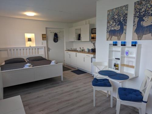 Asten Apartment | Comfortable Worker Studio - Free Parking