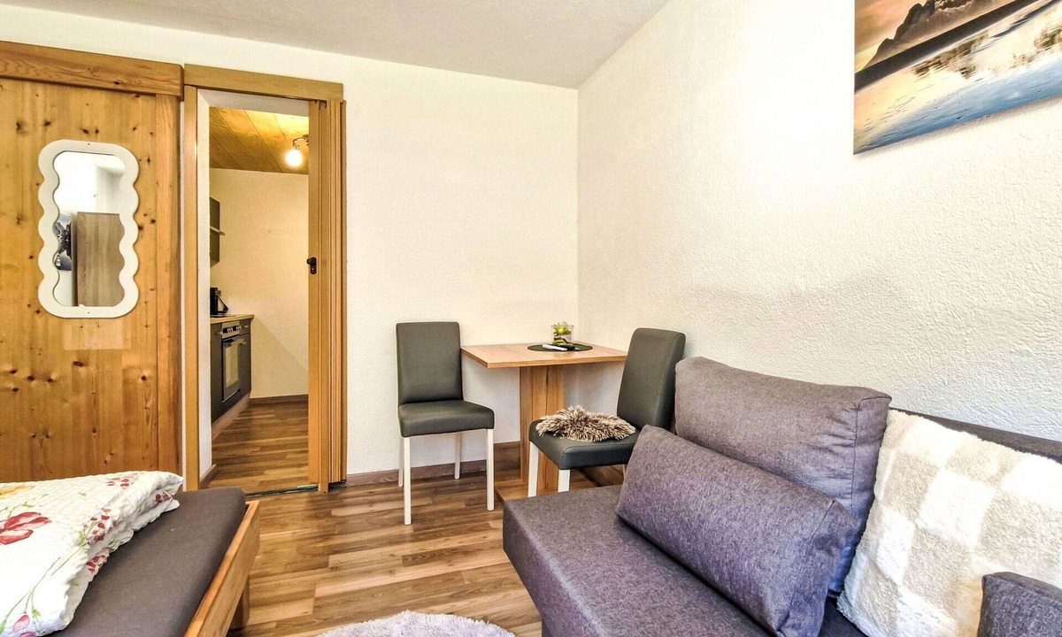 Huben Apartment | Cosy apartment for 3 people with WIFI, TV and pets allowed