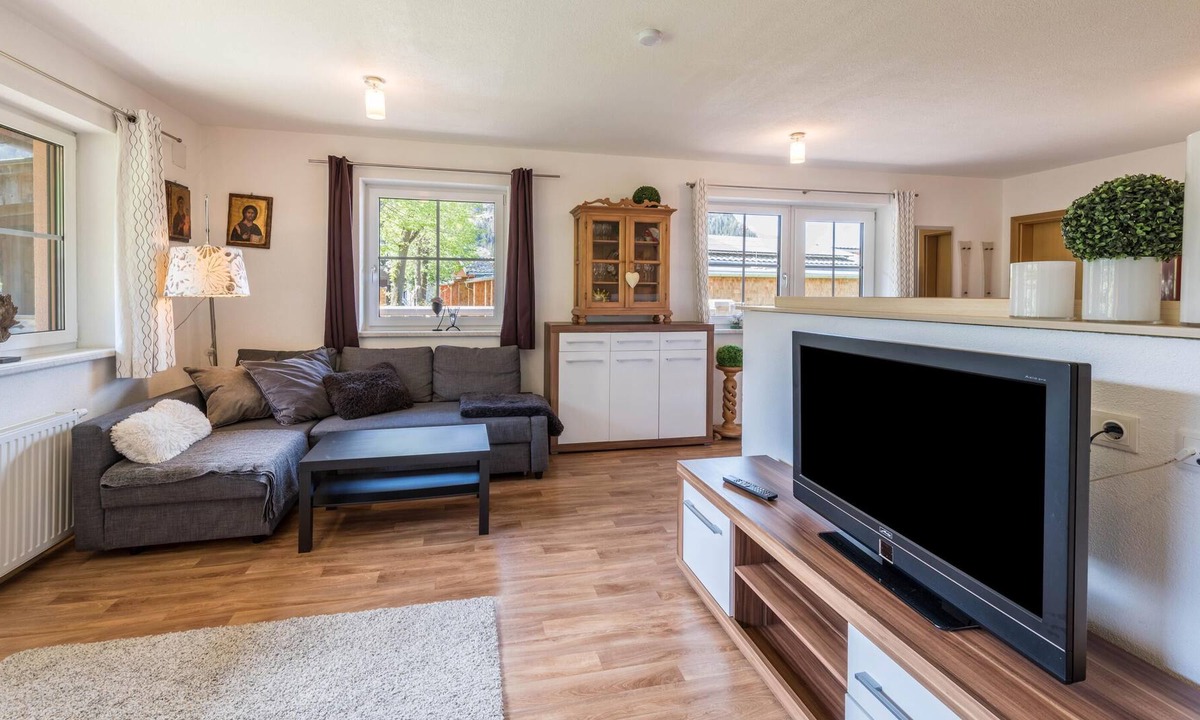 Mayrhofen Apartment | Cozy Studion in the Apartment house Schneeberger with Mountain View, Wi-Fi & Terrace