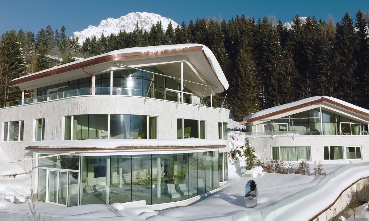 Ullach Villa | Estate Julisam