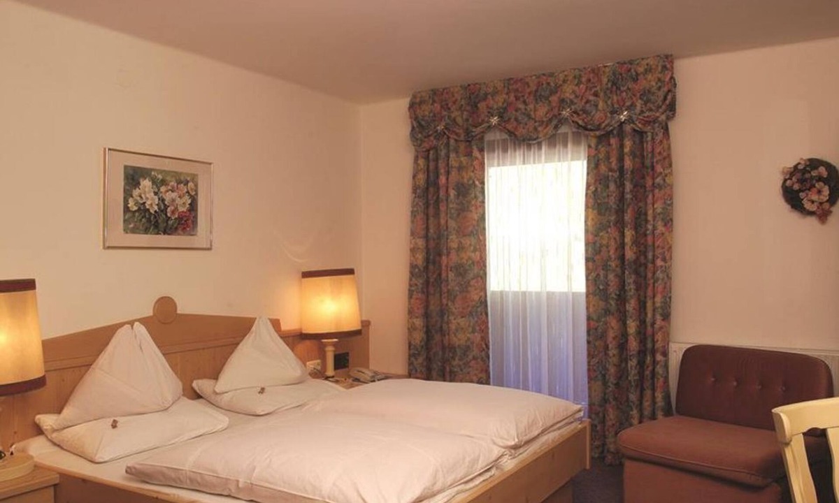 Dienten am Hochkoenig House | Familienzimmer mit Dusche od. Bad, 7 Nächte Winter - Hotel Salzburger Hof