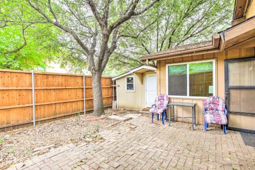 North Dallas House | Family-Friendly Dallas Townhouse w/Private Patio!