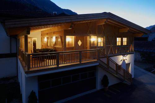 Oetz Apartment | Ferienhaus Zangerl