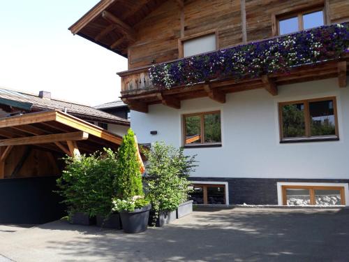 Sankt Johann in Tirol Apartment | Ferienwohnung Fichtler