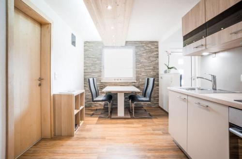 Schmirn Apartment | Ferienwohnung Hilber