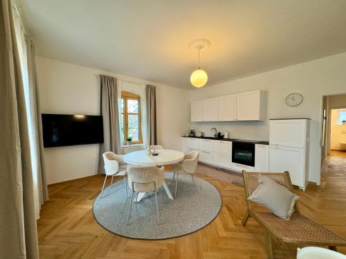 Dornbirn Apartment | Ferienzauber 1897 by Hello Fewo Apartments