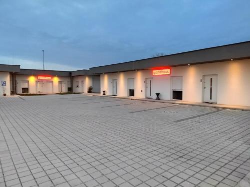 Marchegg Hotel | gästehaus bernstein