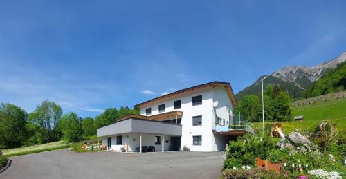 Kloesterle am Arlberg Apartment | Haus Bazigg