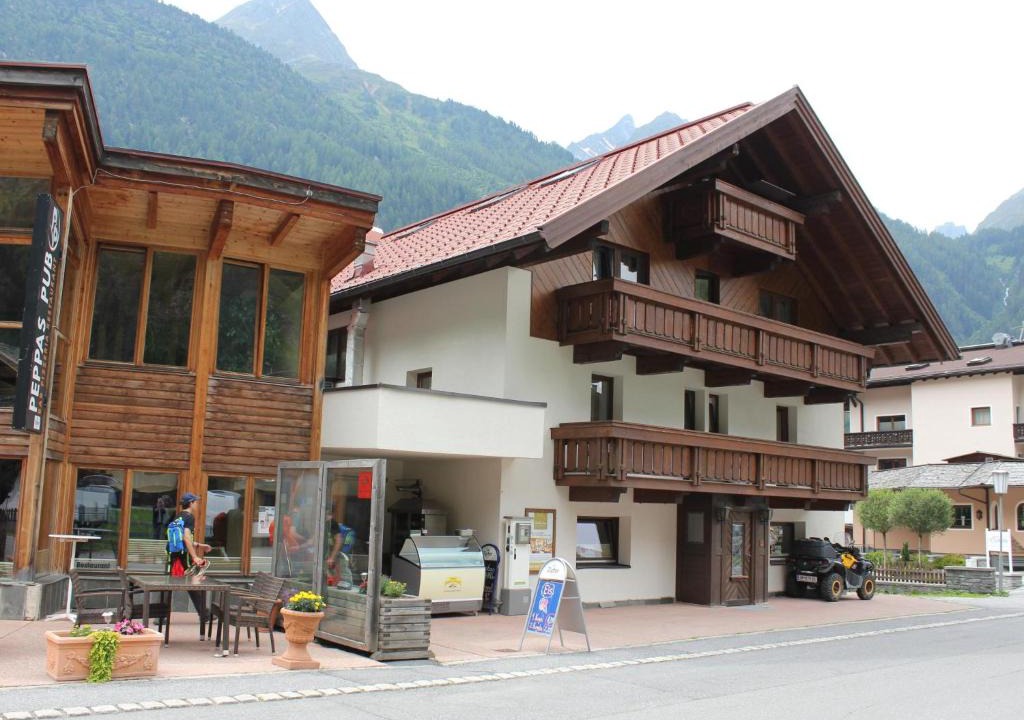 Huben Apartment | Haus Daheim IV