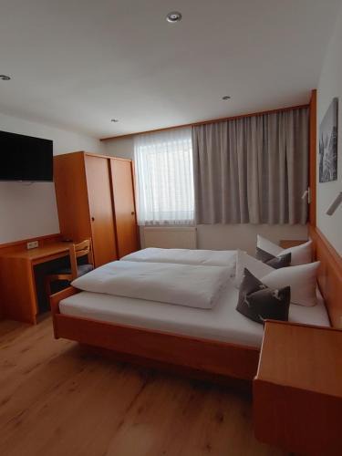 Plangeross House | Haus Enzian