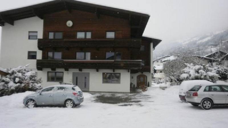 Hart im Zillertal Apartment | Holiday apartment Hart im Zillertal for 2 - 5 persons with 2 bedrooms - Holiday apartment