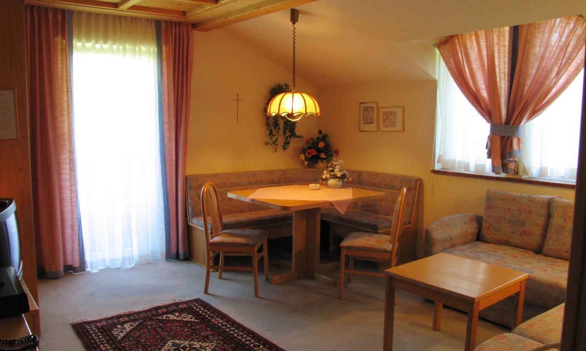 Dienten am Hochkoenig Apartment | Holiday apartment with pool and sauna in the house