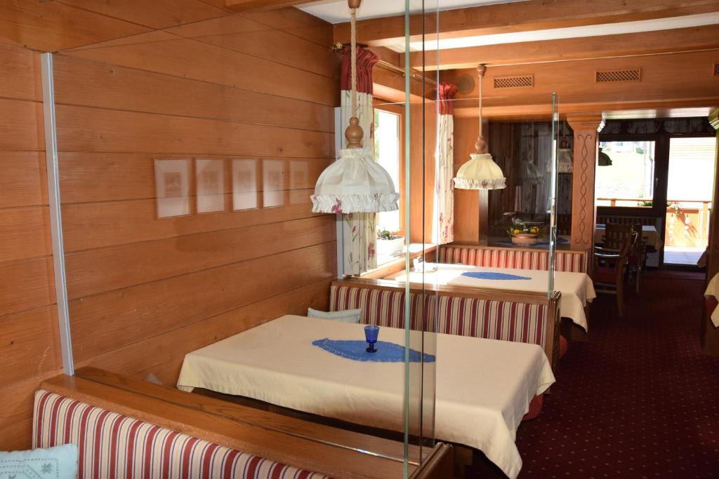 Lech am Arlberg House | Hotel - Pension Fortuna