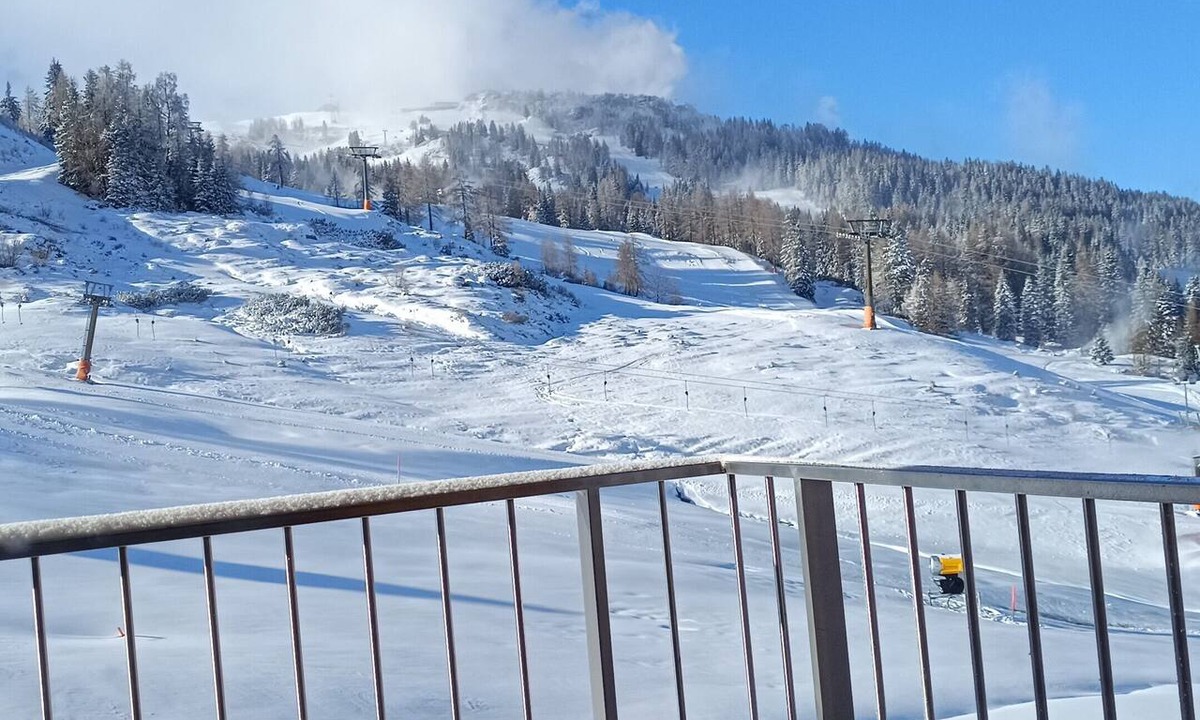Sonnenalpe Nassfeld Apartment | Nassfeldpass Apartments – Slope View, Mountain Panorama, Direct Slope Access, Wi-Fi