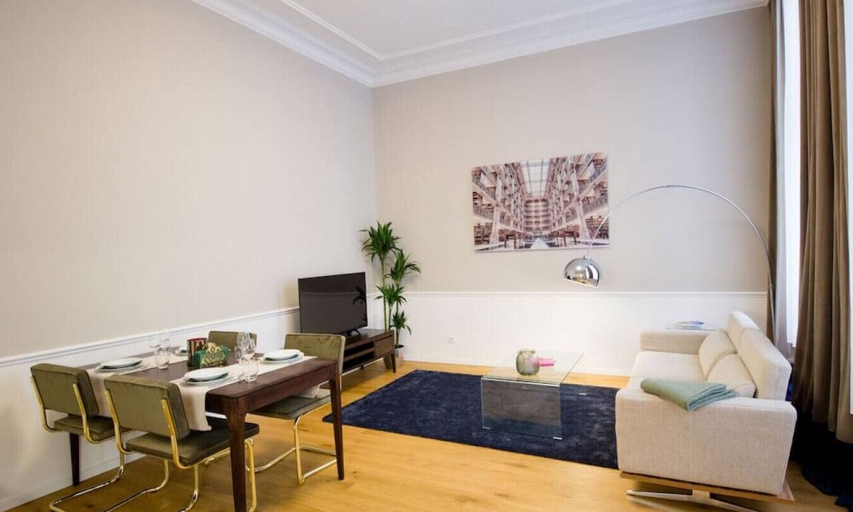 Innere Stadt Apartment | One-Bedroom Apartment with Terrace - Urania