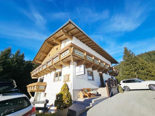 Steeg House | Pension Panorama Warth
