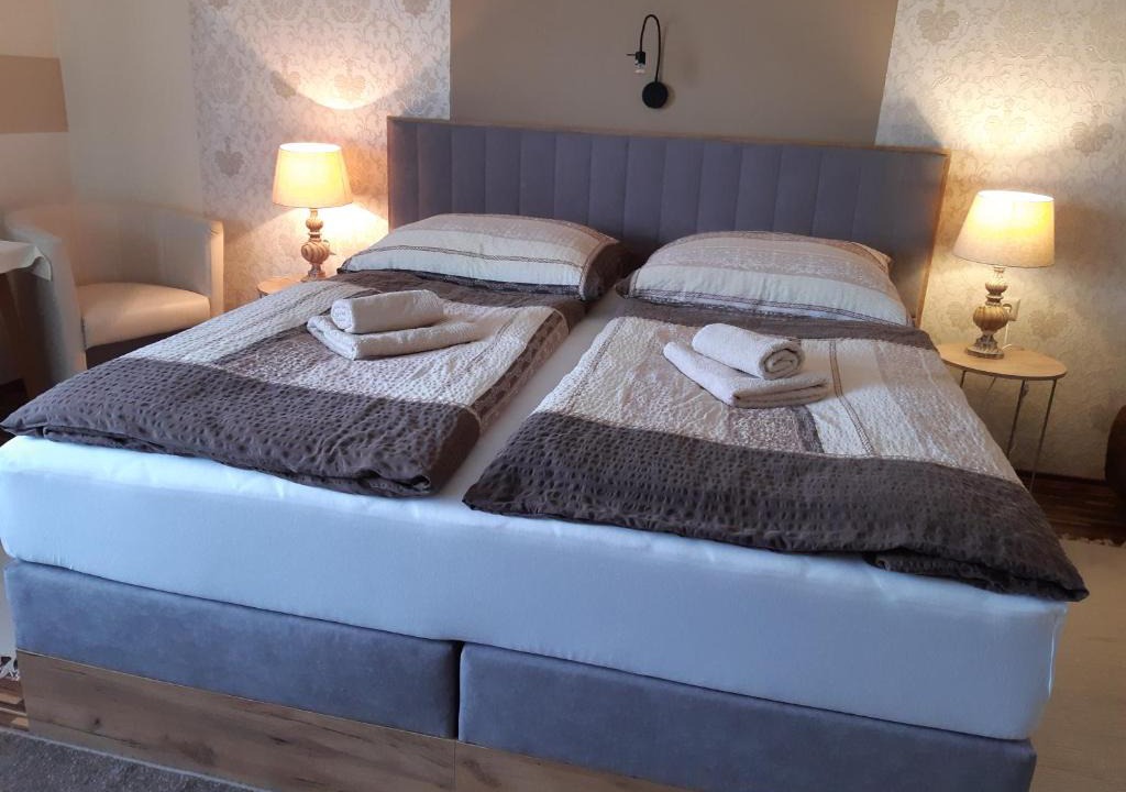 Rosenbach House | Pension Stausee