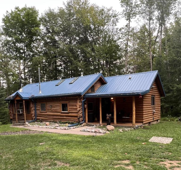 Mountain House | Rustic and Luxurious Retreat With Private Dock, Yard, Fire Pit! cabin