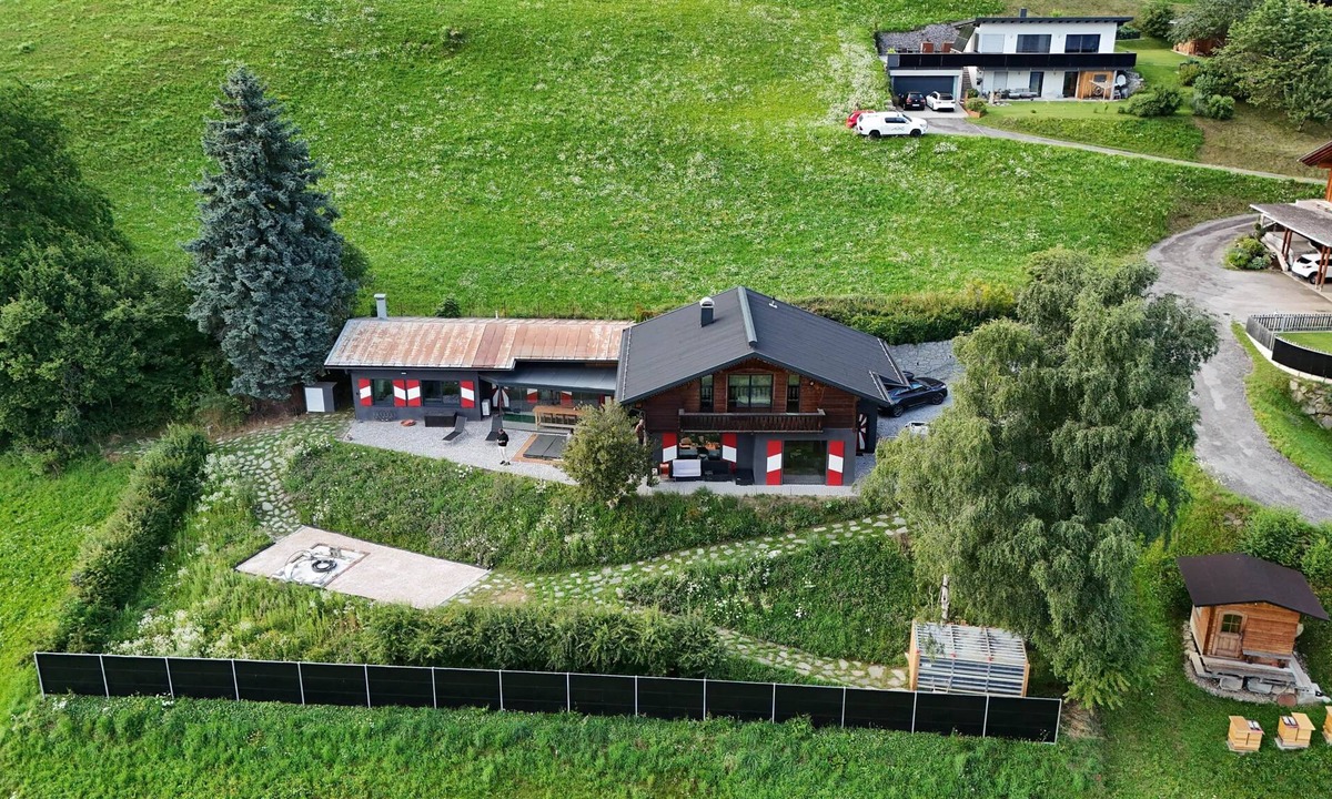 Iselsberg-Stronach House | s`gmiatli