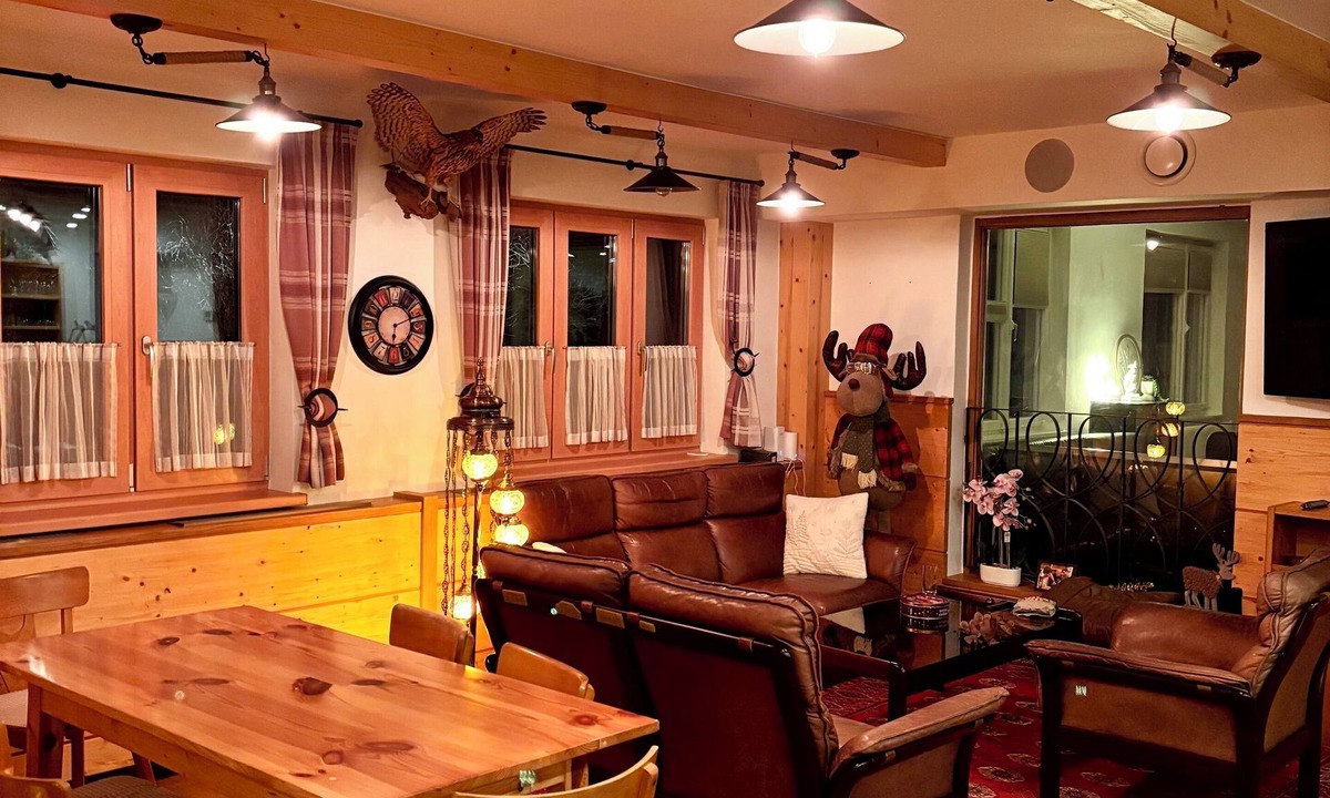 Aspangberg-Sankt Peter Cabin | Sanctuary: Private Alpine Residence for Retreats