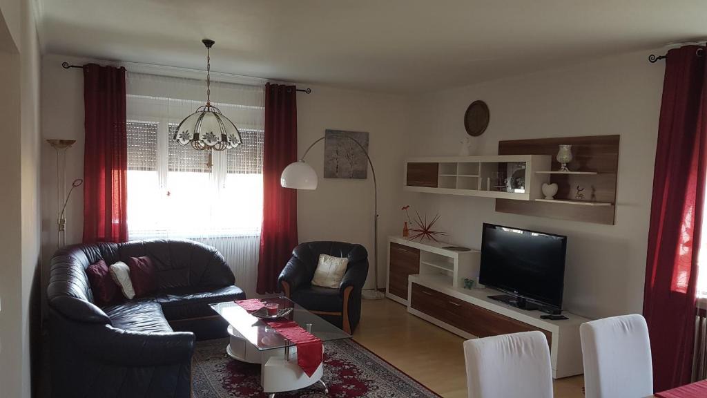 Gries Apartment | Schlossberg View