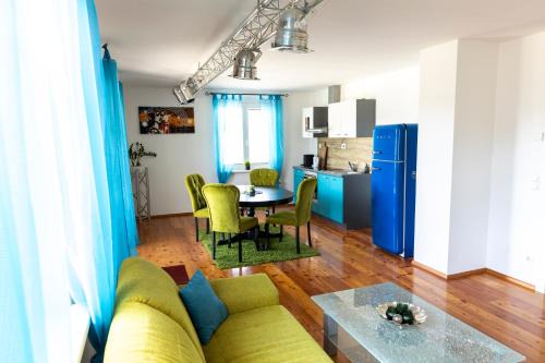 Gaishorn Apartment | See Apartments mit traumhaften Ausblick
