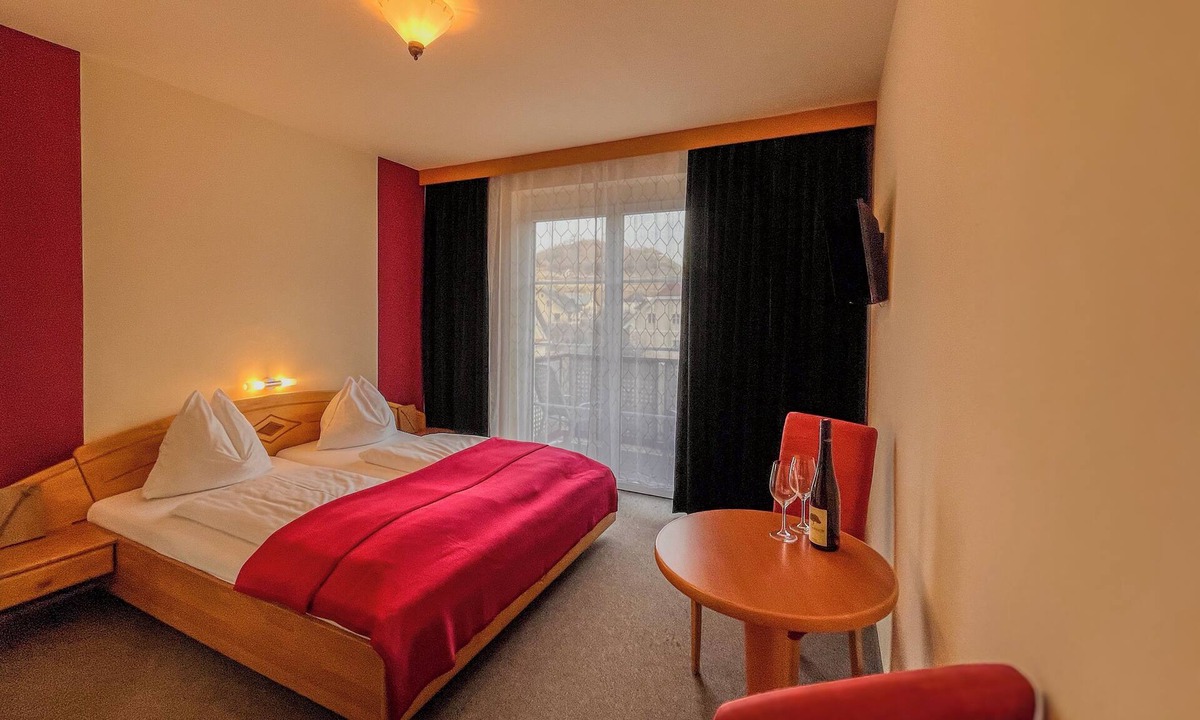 Spitz Hotel | STIERSCHNEIDERS Weinhotel Wachau