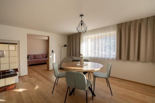 Dornbirn Apartment | Stilvoll sanierte Altbau-Wohnung, Dornbirn Kehlegg