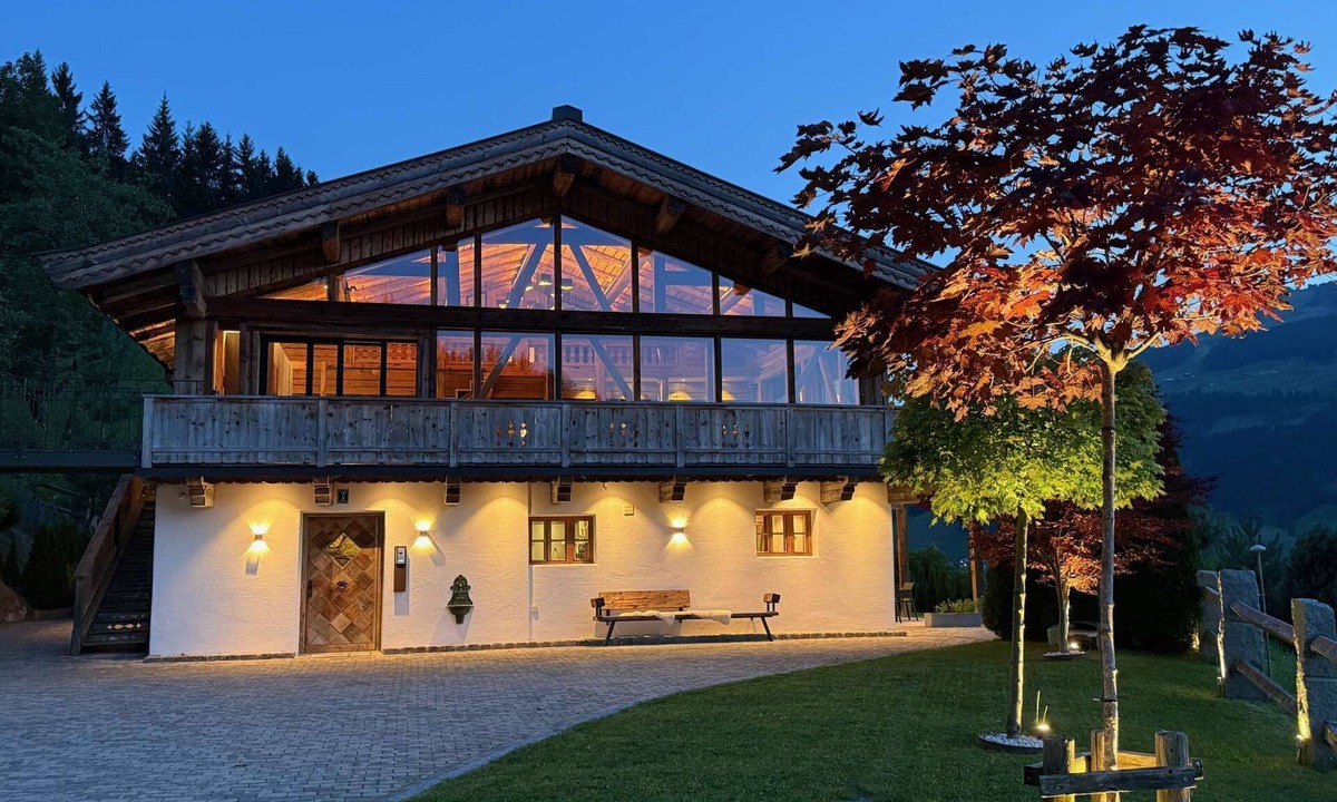 Oberhausen Ski Chalet | The Erlacher Alpenrefugium by Belle-Stay