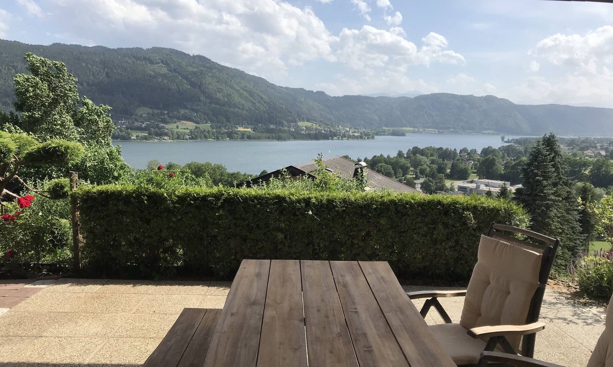 Stiegl Apartment | "the Lakeview" mit Einzigartigem Seeblick