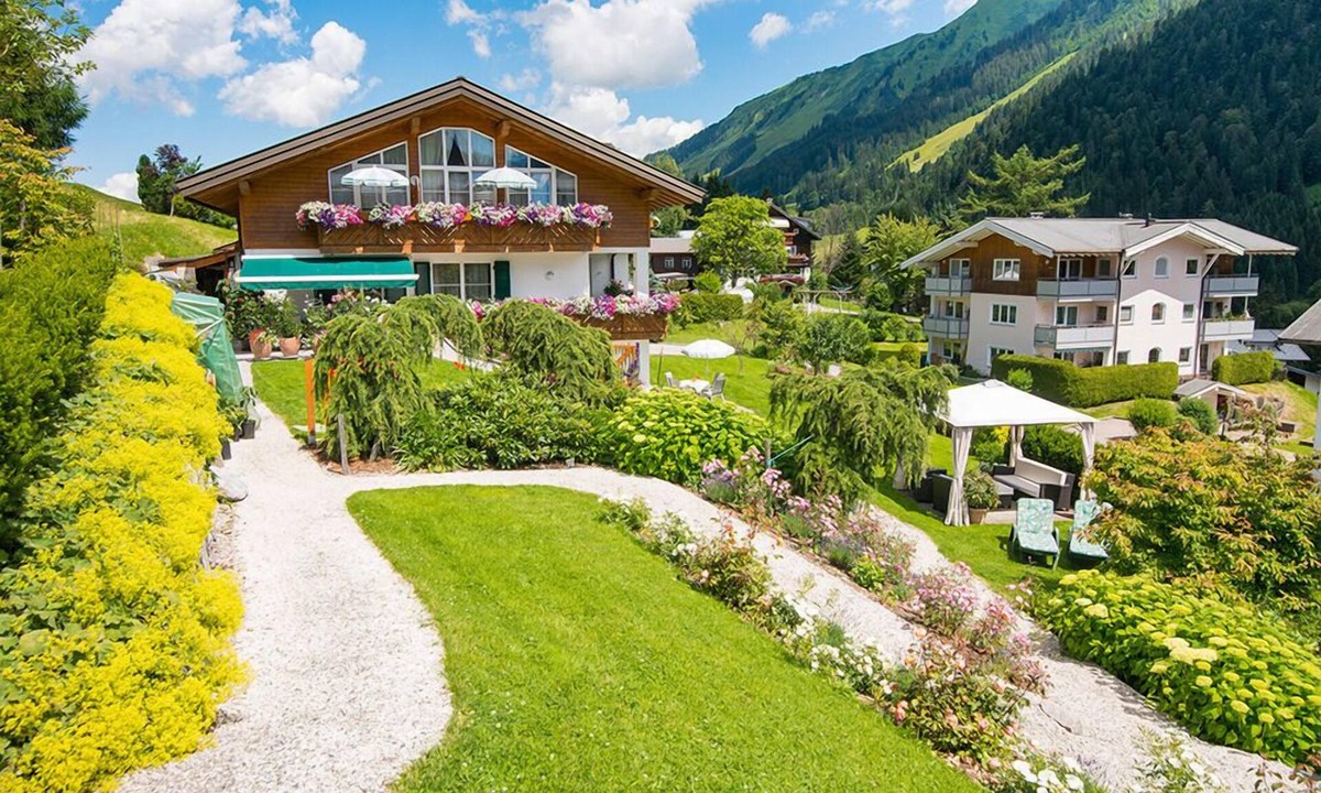 Hirschegg Apartment | Vacation apartment/apartment for 4 guests with 60m² in Hirschegg (315176)